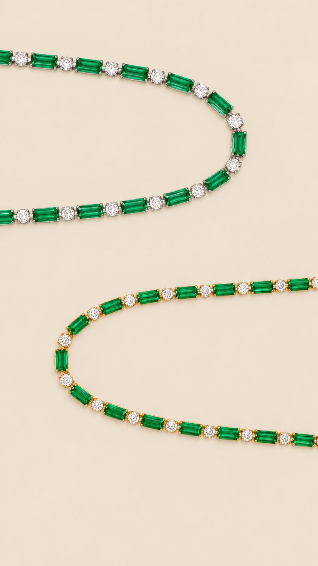 Green dots necklace