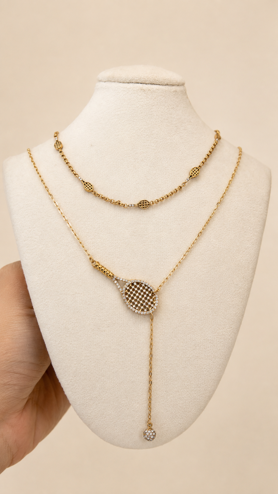 Raquet necklace