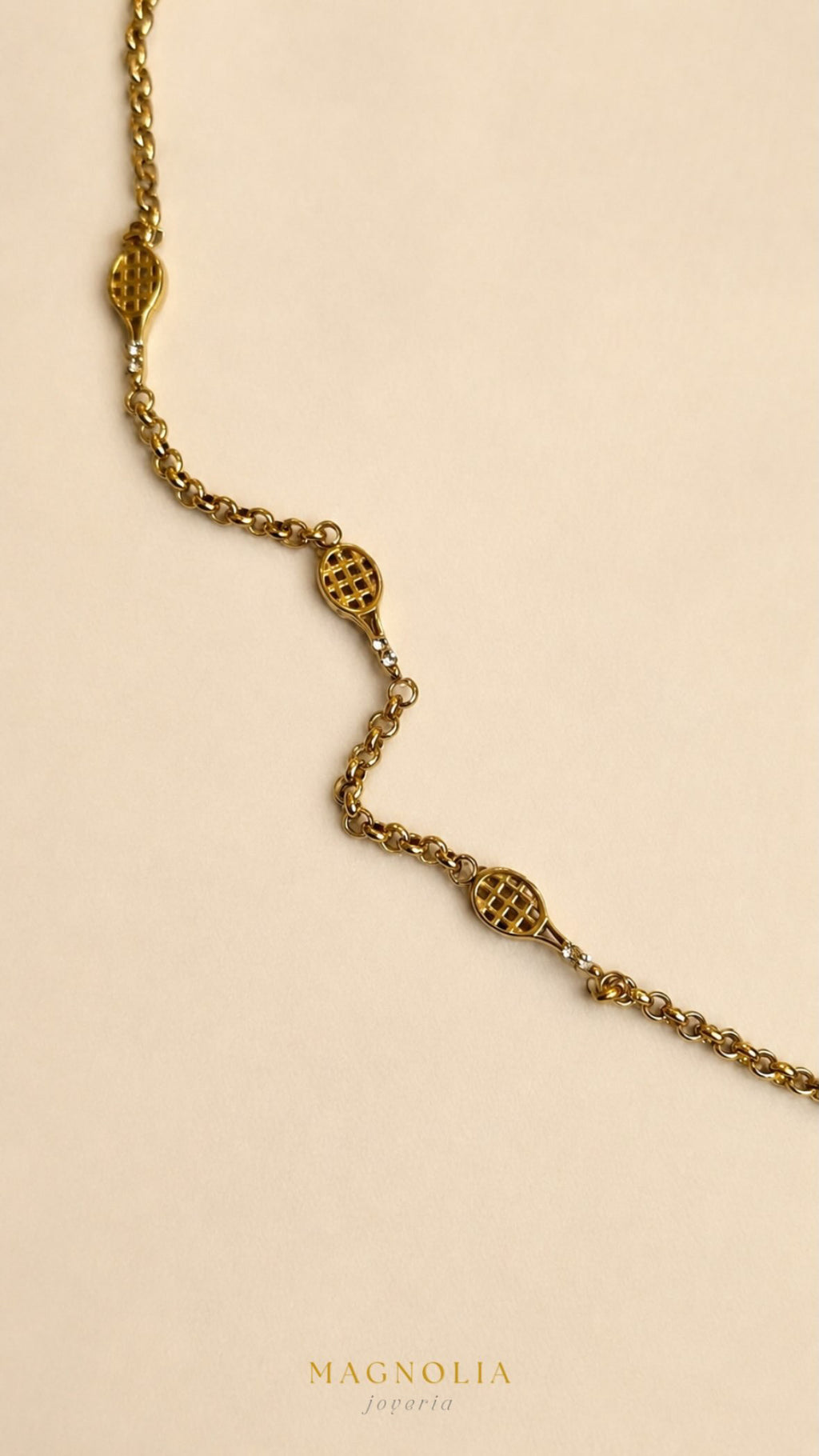 Raquet necklace