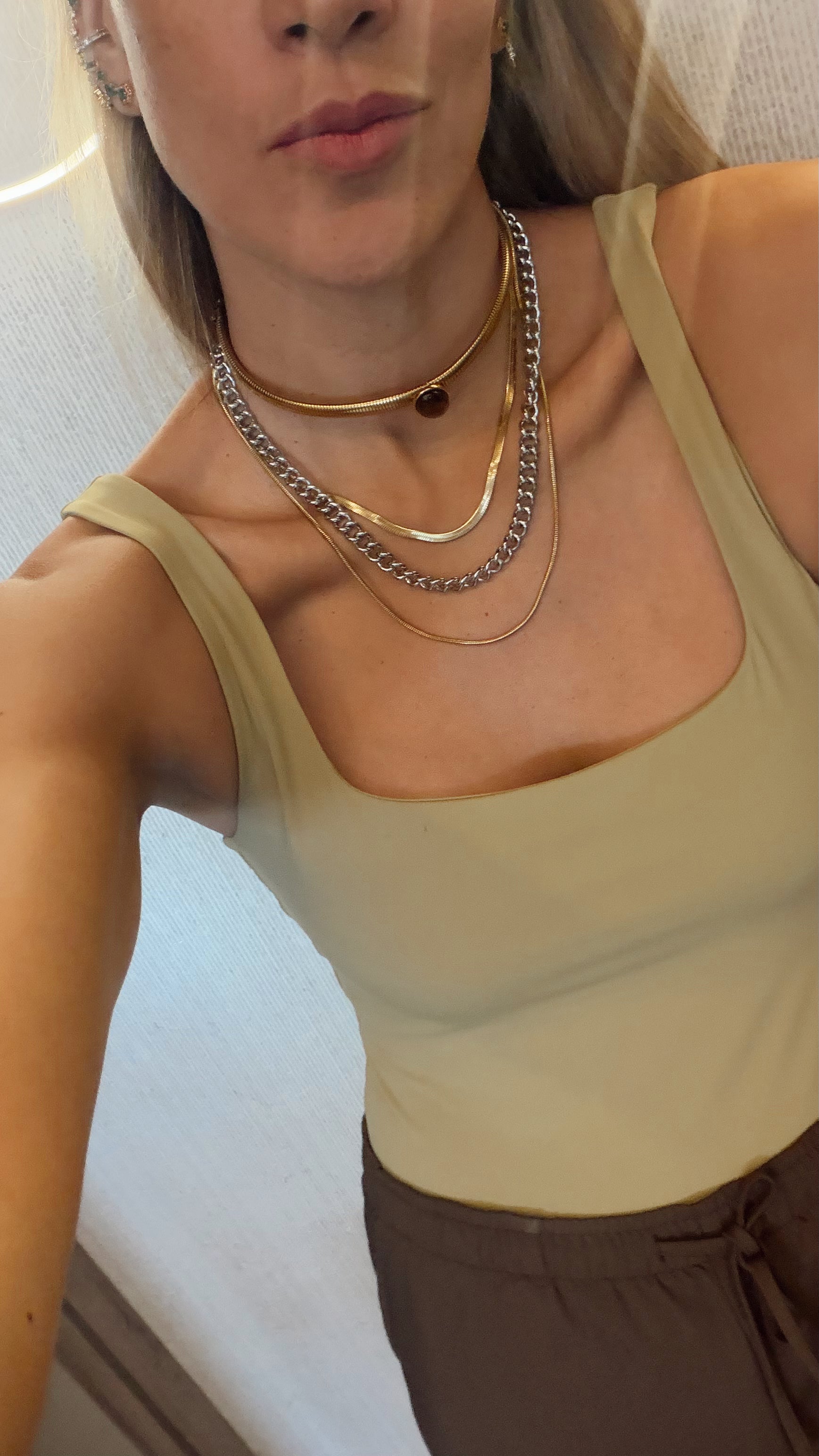 Collar Sara triple