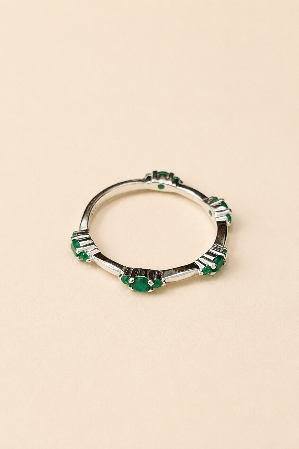 Amara ring esmeralda