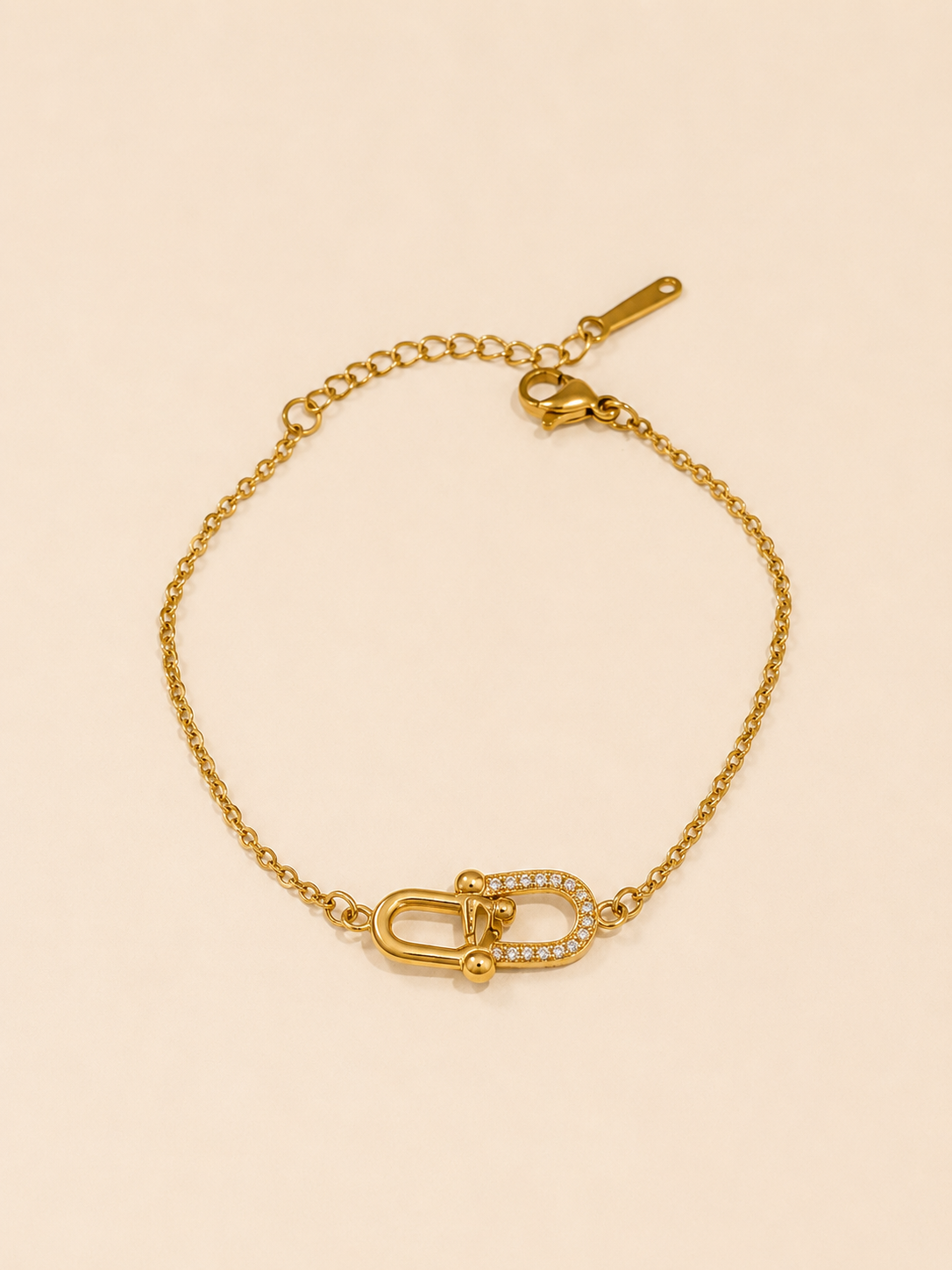 Golden string bracelet