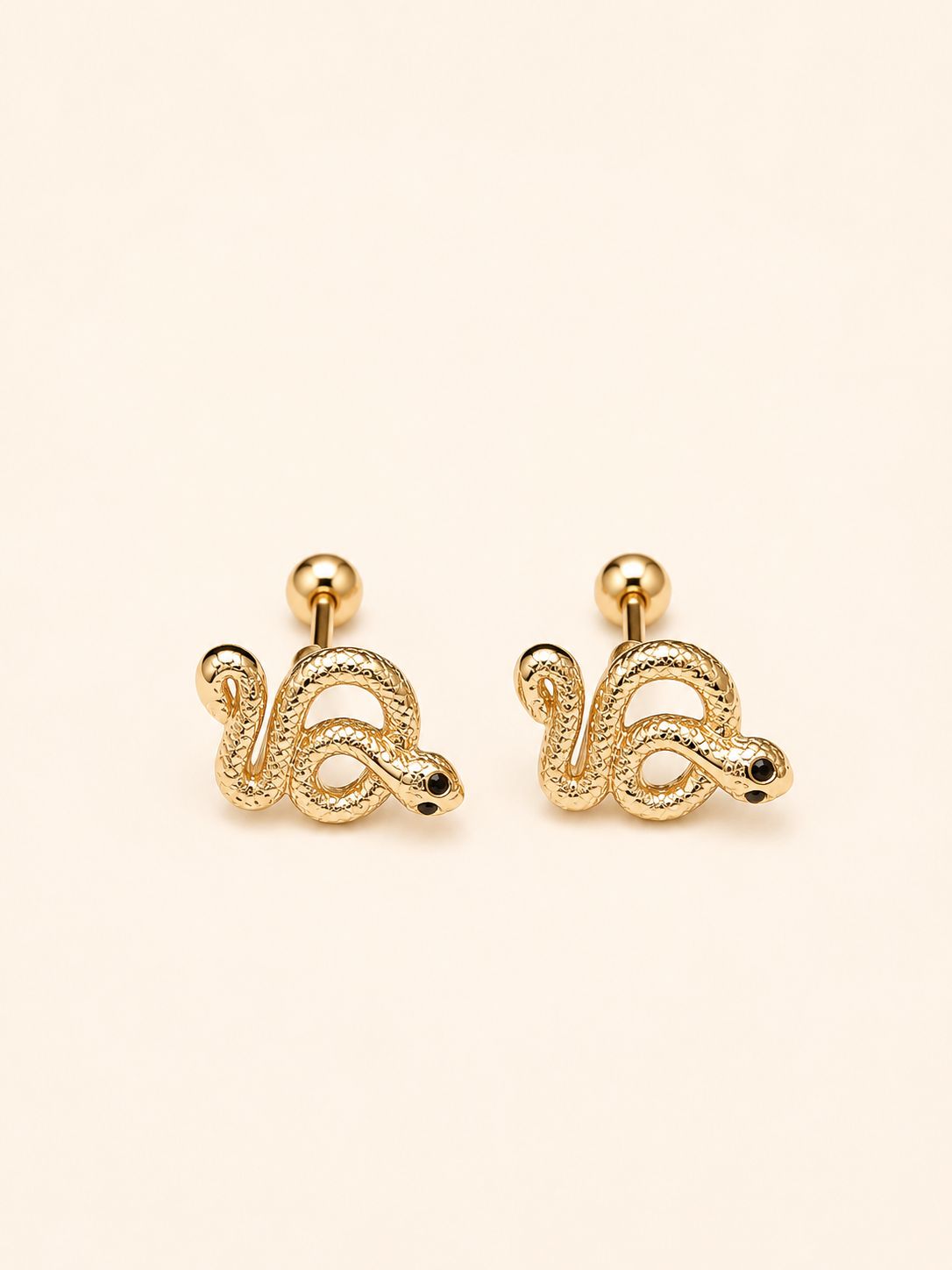Snake piercing